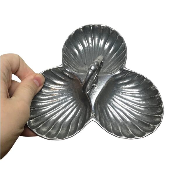 Petrina Argentina VTG Pewter 3 Shell Compartment Serving Nut Tray With Holder - Picture 4 of 9